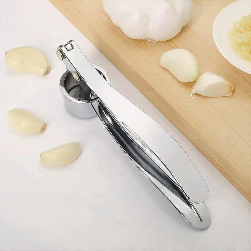 6.10in Stainless Steel Garlic Mincer - Dual-Use Garlic Press & Nut Cracker