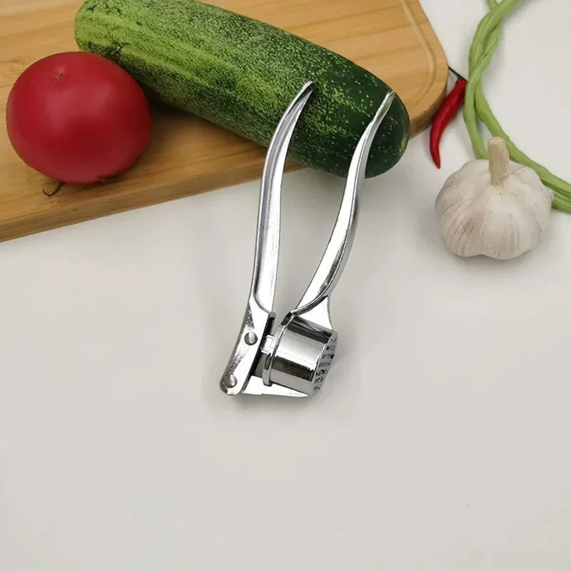 6.10in Stainless Steel Garlic Mincer - Dual-Use Garlic Press & Nut Cracker