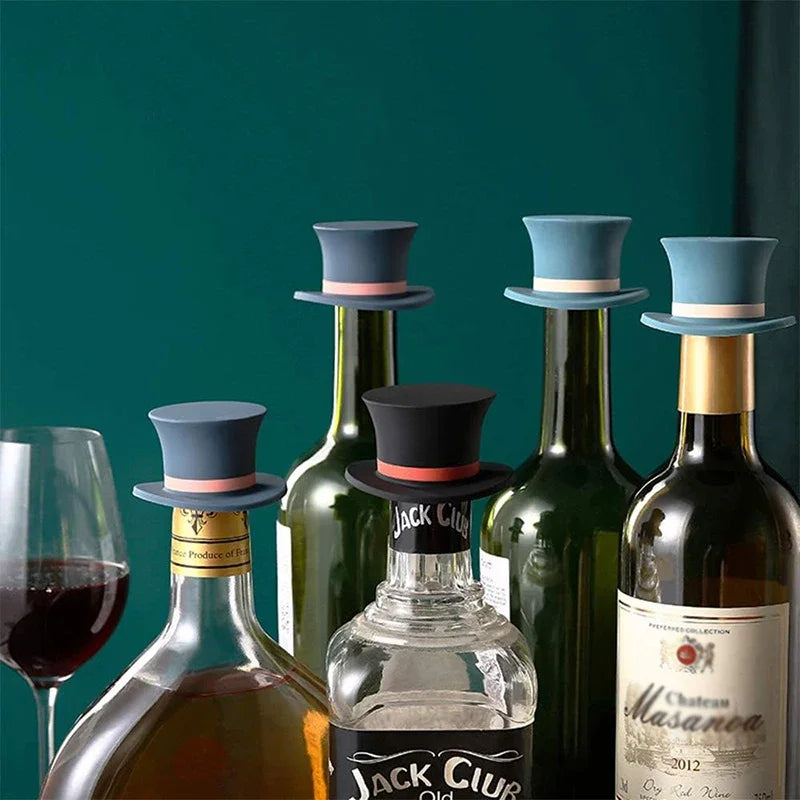 Funny Creative Hat & Poker Shape Wine Stopper