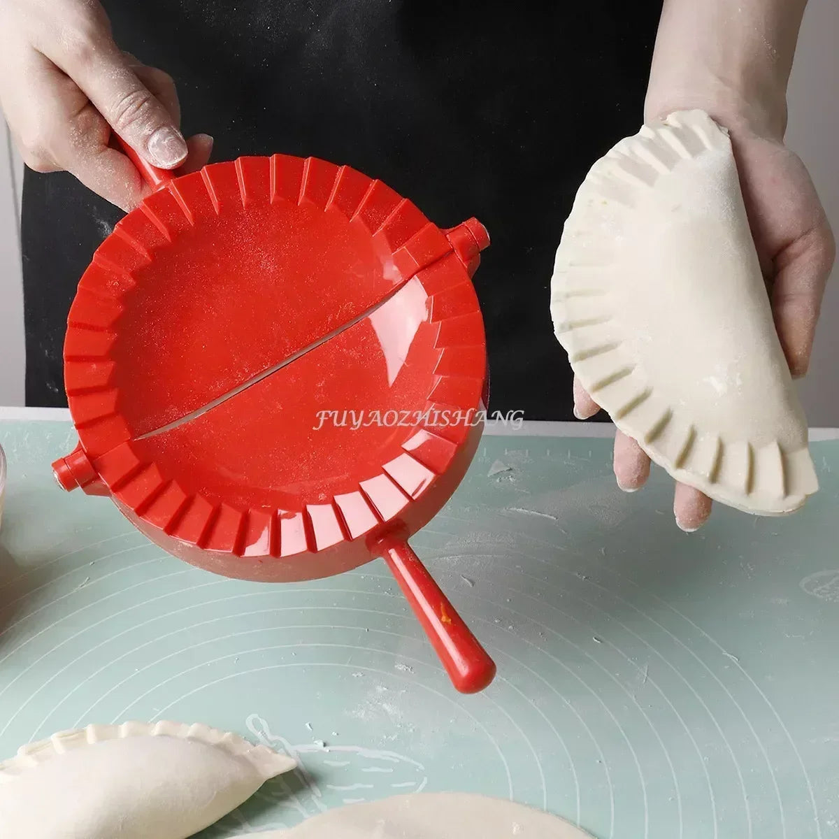 Plastic Dumplings Maker