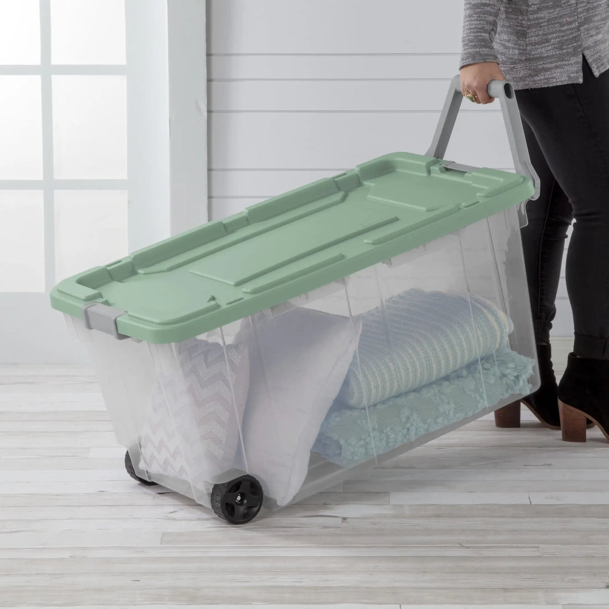 Sterilite Extra Large Storage Bin