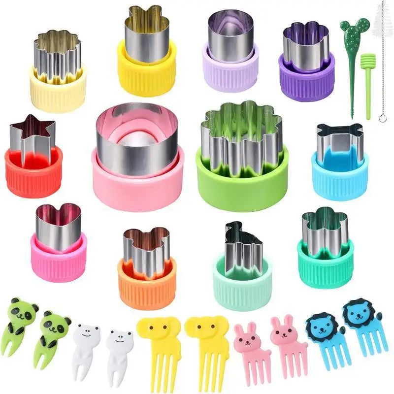 Sandwich Cutters Set for Food Cookies Bread