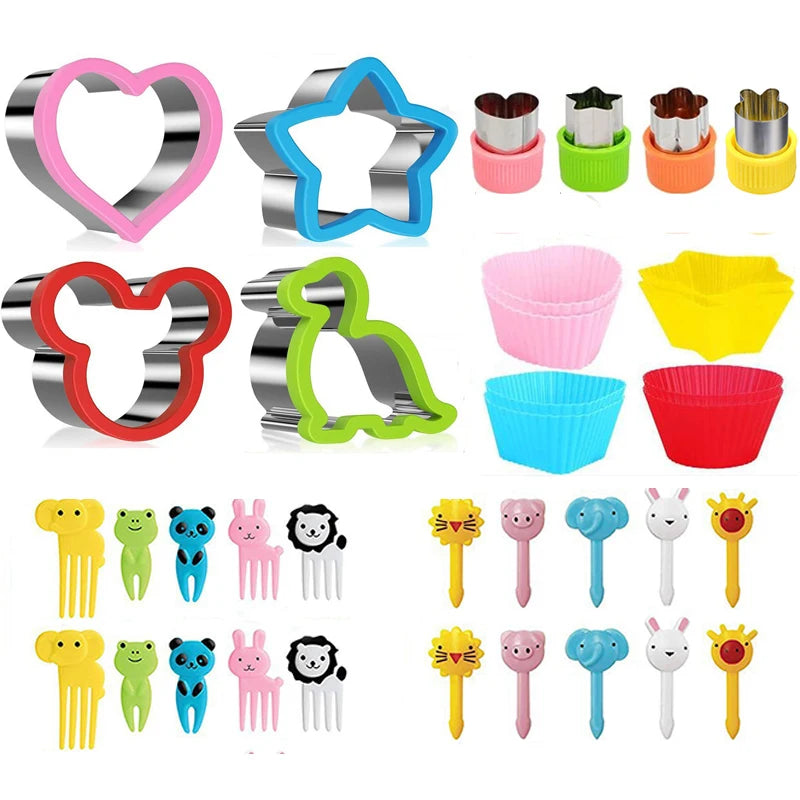 Sandwich Cutters Set for Food Cookies Bread
