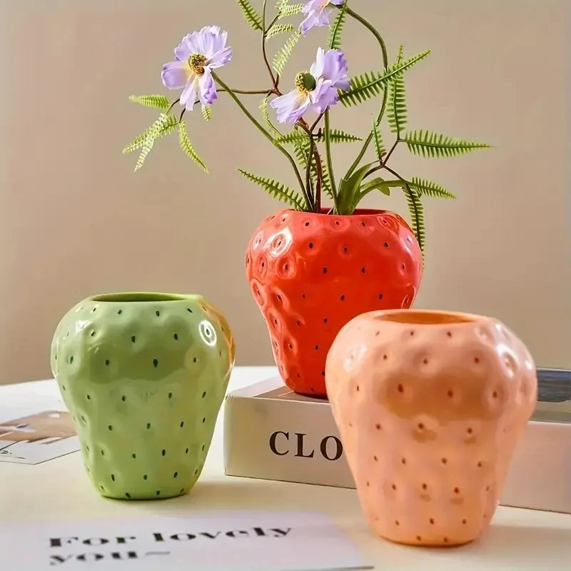 Creative Strawberry Shaped Vase