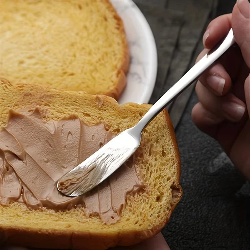 2 pieces, butter knife